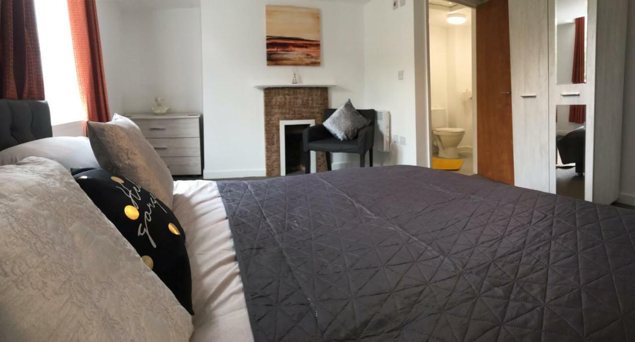 סאות'המפטון 2 Bed Apartment With 2 Ensuites-Near Train Station /Mayflower /City מראה חיצוני תמונה